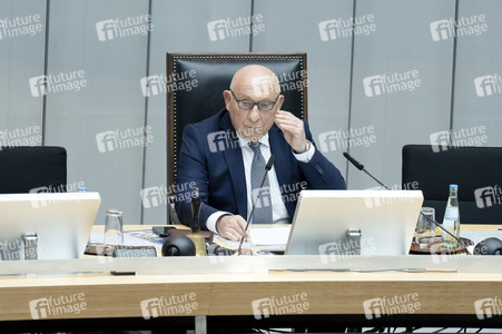 1. Plenarsitzung des neuen Berliner Abgeordnetenhauses in Berlin
