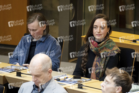 1. Plenarsitzung des neuen Berliner Abgeordnetenhauses in Berlin