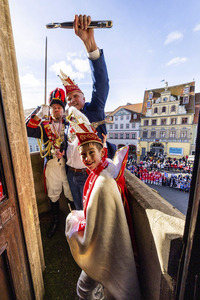 10.02.2024<br>Sturm Karnevalisten auf das Rathaus in Erfurt
