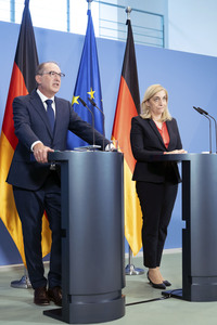 12.08.2026<br>Pressekonferenz zur Reform des Rechts der Nachrichtendienste in Berlin