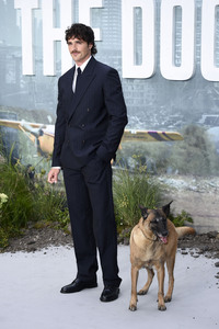 20.08.2026<br>Filmpremiere 'Das Ende der Sterne' in London