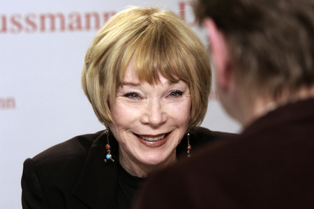 Shirley MacLaine Buch Präsentation in Berlin
