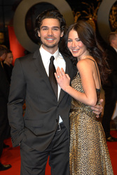 Steven Strait, Lynn Collins