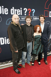 James Faulkner, Florian Baxmeyer, Annette Kemp, Malte Grunert