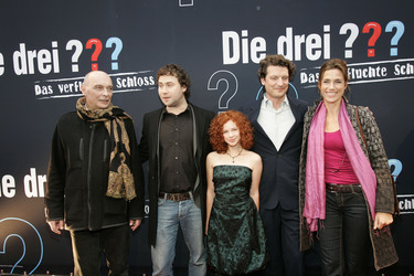 James Faulkner, Florian Baxmeyer, Annette Kemp, Malte Grunert, Julia Bremermann