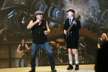 Malcolm Young, Brian Johnson, Angus Young, Cliff Williams