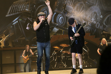 Malcolm Young, Brian Johnson, Angus Young, Cliff Williams