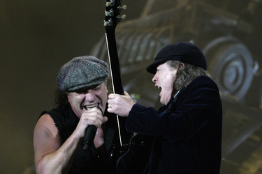 Brian Johnson, Angus Young