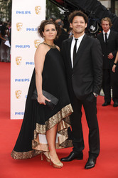 Richard Coyle mit Begleitung