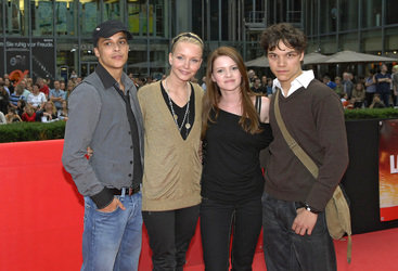 Kostja Ullmann, Janin Reinhardt, Jennifer Ulrich, Sebastian Urzendowsky