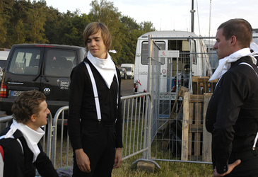 Nicholaus Arson, Howlin' Pelle Almqvist, Chris Dangerous