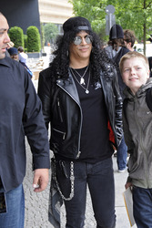 Slash (Slash's Snakepit, Guns N' Roses, Velvet Revolver)