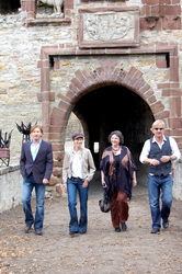 David Wenham, Johanna Wokalek, Donna W. Cross, Sönke Wortmann