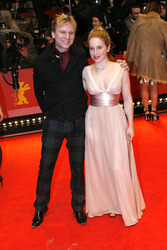 Robert Stadlober mit Begleitung