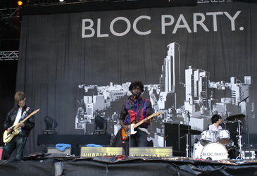 Russell Lissack, Kele Okereke, Matt Tong