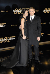 Satsuki Mitchell, Daniel Craig