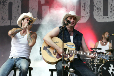 Alec 'Boss Burns' Völkel, Sascha 'Hoss Power' Vollmer, Ansgar 'Frank Doe' Freyberg (The BossHoss)