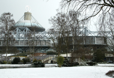 Messeturm und Convention Center