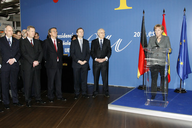 Angela Merkel und Minister