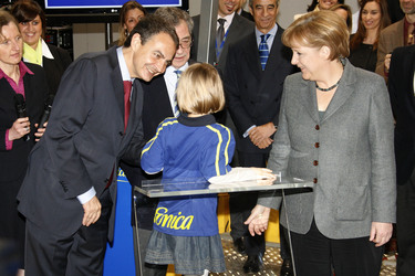 José Luis Rodriguez Zapatero, Angela Merkel