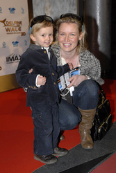 Eve Maren Büchner mit Sohn Jack