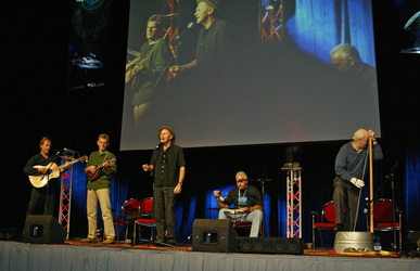 Casey Biggs, Steve Rankin, Vaughn Armstrong, William Jones, Richard Herd