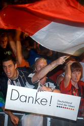 Italienische Fans feiern den WM-Sieg auf der Fanmeile
