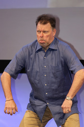 Jonathan Frakes