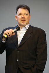 Jonathan Frakes
