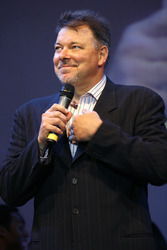 Jonathan Frakes
