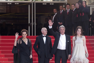 Claudia Cardinale, Gilles Jacob, Alain Delon mit Tochter Anoushka