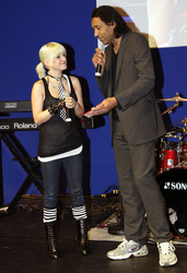 Jeanette, Cherno Jobatey