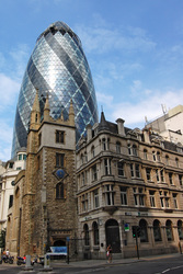 30 St Mary Axe / Swiss-Re-Tower / Gherkin