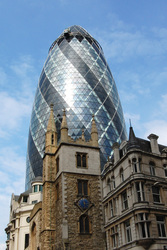 30 St Mary Axe / Swiss-Re-Tower / Gherkin
