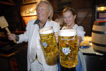 Rolf Eden, Laura Osswald