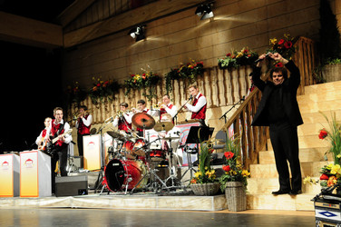 Andy Borg und die Original Stadlmusikanten mit Wolfgang Lindner