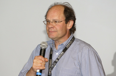 Ethan Phillips