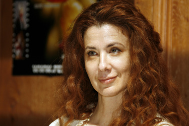 Suzie Plakson