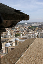 Statuen auf dem Dach der San Pietro in Vaticano / Peterskirche / Petersdom