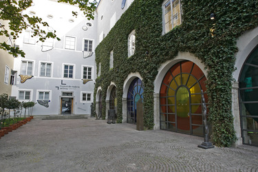 Innenhof des Museums der Moderne