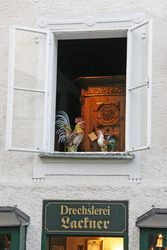 Fenster eines Ladens in der Altstadt