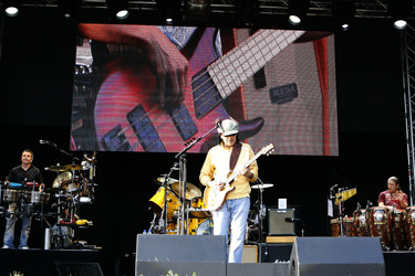 Carlos Santana