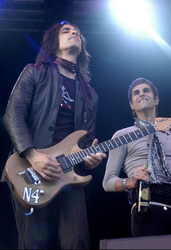 Nuno Bettencourt, Perry Farrell