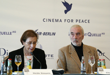 Heide Simonis, Christopher Lee