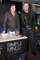 Charlie Burchill, Jim Kerr