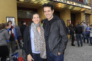 Tom Tykwer mit Frerundin Marie Steinmann