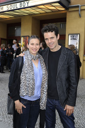 Tom Tykwer mit Frerundin Marie Steinmann