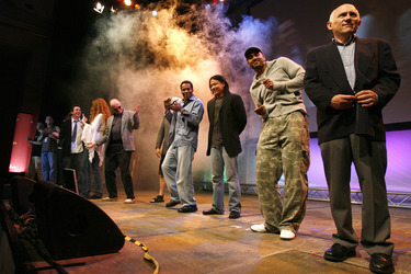 Richard Arnold, Paul McGillion, Suzie Plakson, Robert O'Reilly, J.G Hertzler, Anthony Montgomery, Garrett Wang, Cirroc Lofton, Armin Shimerman