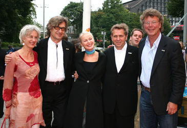 Wim Wenders mit Begleitung, Peter Schwartzkopff mit Frau, Hans Joachim Flebbe