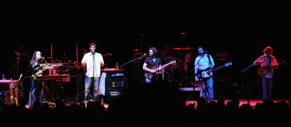 Dweezil Zappa mit Band